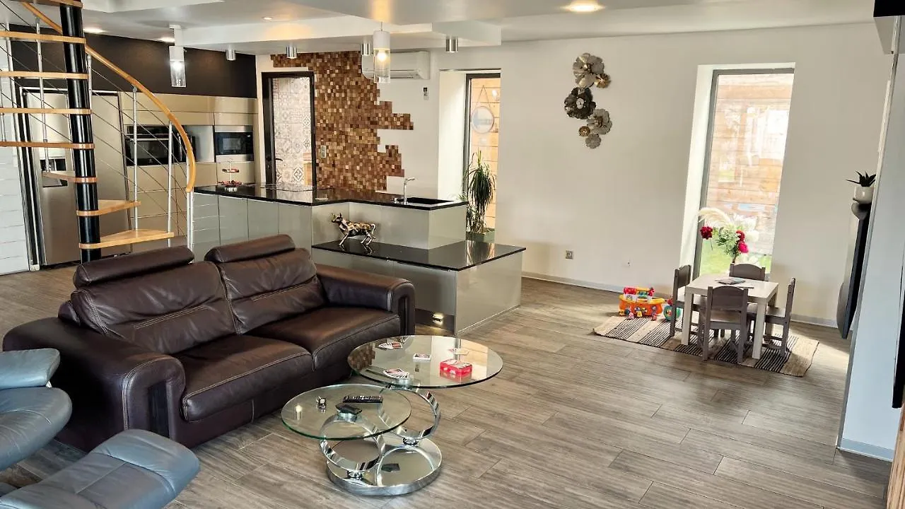 Villa Dali La Garde 260M2 Jacuzzi, Sauna, Piscine, Jardin 500M2, 5 Minutes De La Plage 0*, La Garde (Var) France