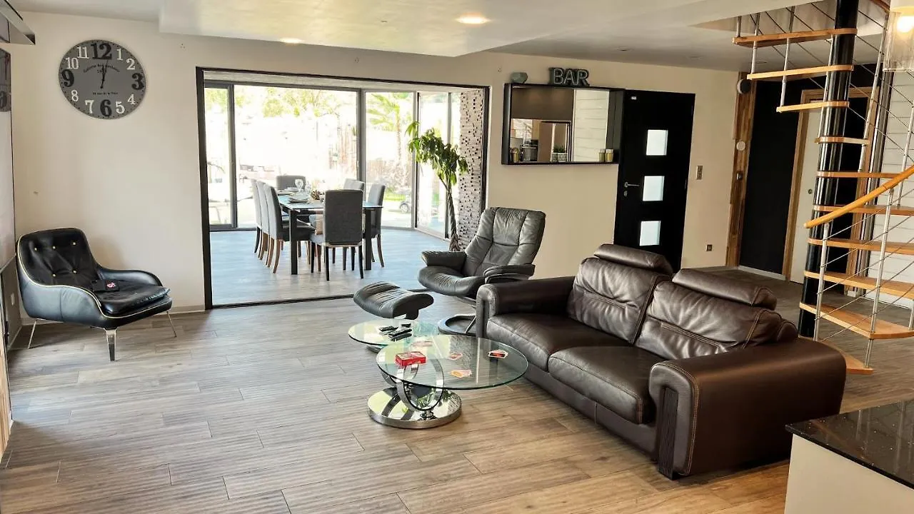Villa Dali La Garde 260M2 Jacuzzi, Sauna, Piscine, Jardin 500M2, 5 Minutes De La Plage  La Garde (Var)